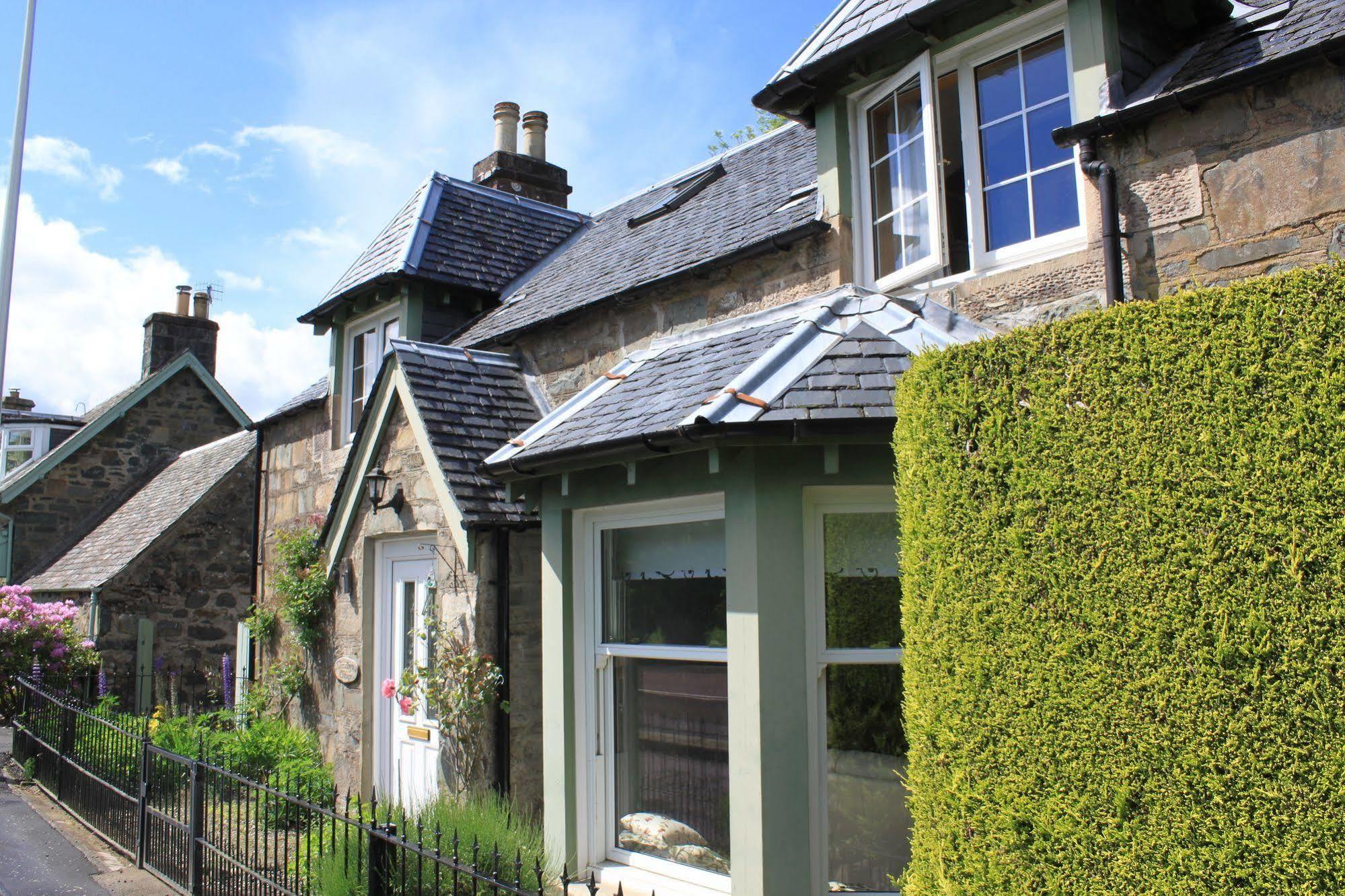 Glenalbyn Cottage St Fillans Exterior foto