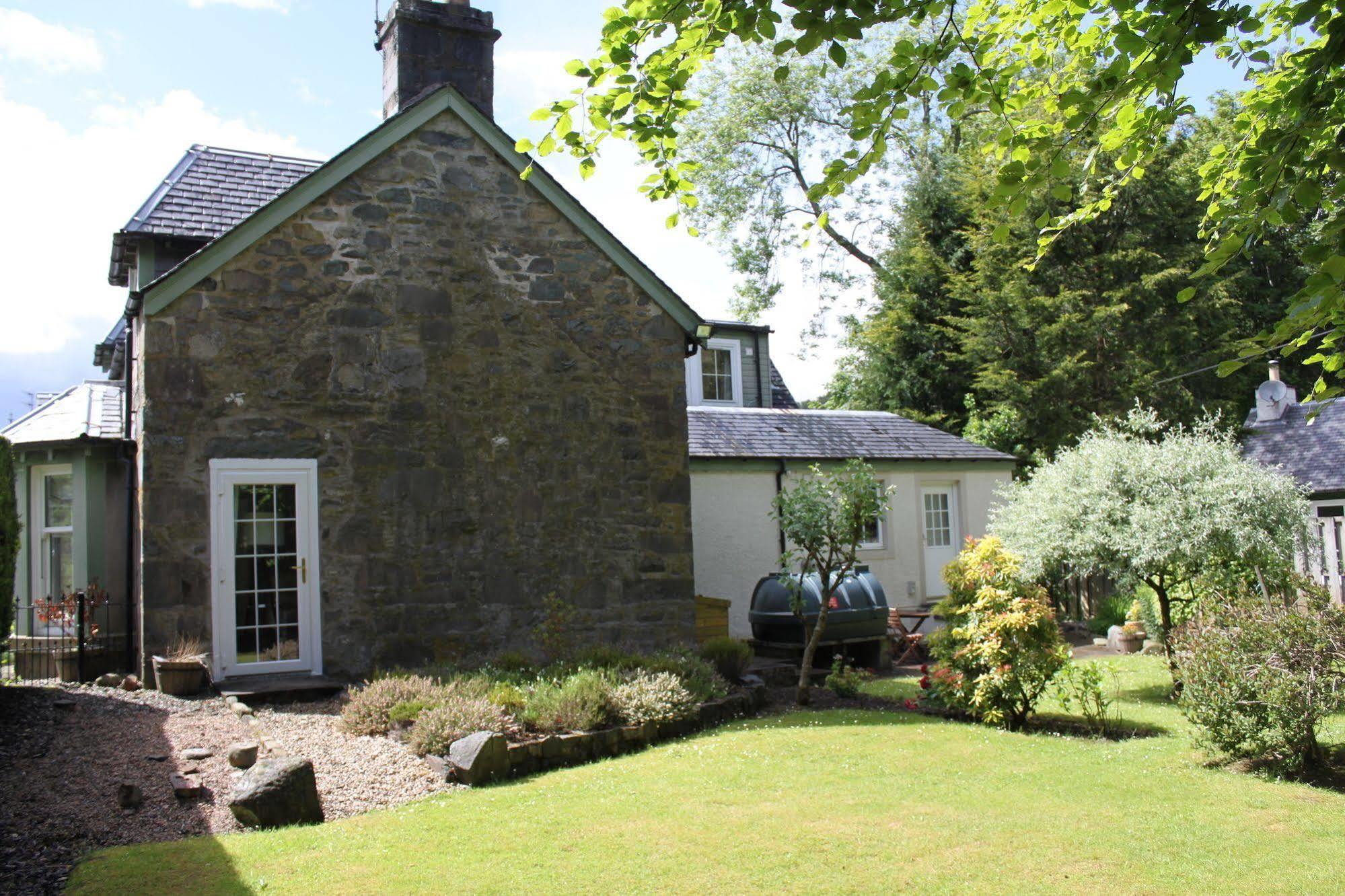 Glenalbyn Cottage St Fillans Exterior foto